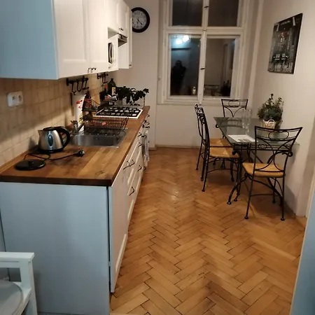 Апартименти Πράγα